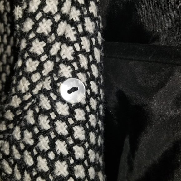 BCXgirl Black & White Wool Coat Sz XL/M - Picture 6 of 12